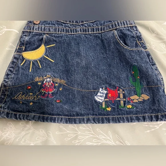 OshKosh B'gosh Denim Baby Overall Dress Cowgirls Wanted Embroidery Vintage 3/6MO - Picture 3 of 9